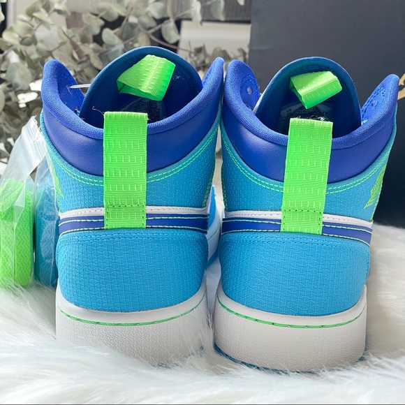 Nike Air Jordan 1 Mid SE Sprite Blue Women’s 6.5 New Y5 - Picture 10 of 16